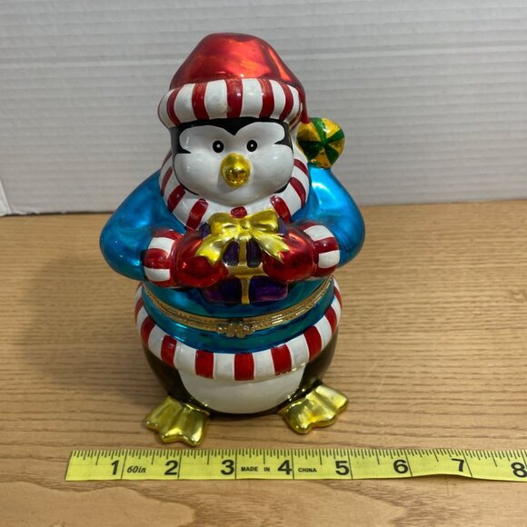 Vtg Mr Christmas Penguin Musical Trinket Box Rotating Ice Skaters Metallic VIDEO - Picture 10 of 11